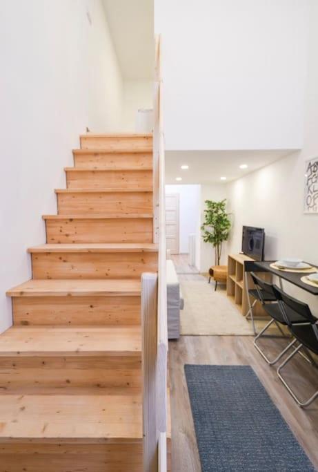 1 Bedroom Flat In Nyar Str., Central Budapest Exterior foto