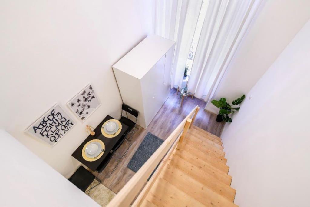 1 Bedroom Flat In Nyar Str., Central Budapest Exterior foto